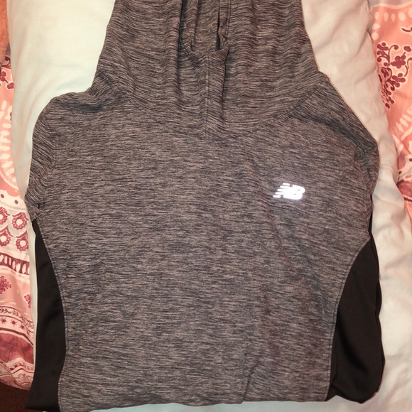 Workout top - Picture 4 of 4